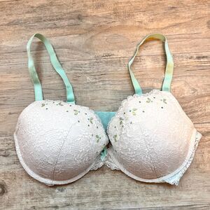 Victoria’s Secret Dream Angels Demi Push Up Bra 38D White Lace Lingerie Gem